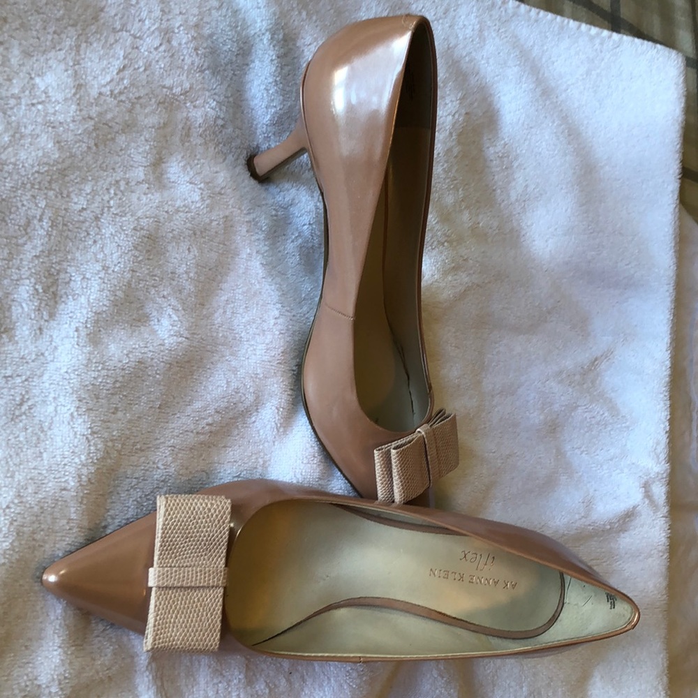 Anne Klein iflex ladies heels